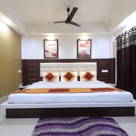 Hotel Rashmi Guwahati Eksteriør bilde