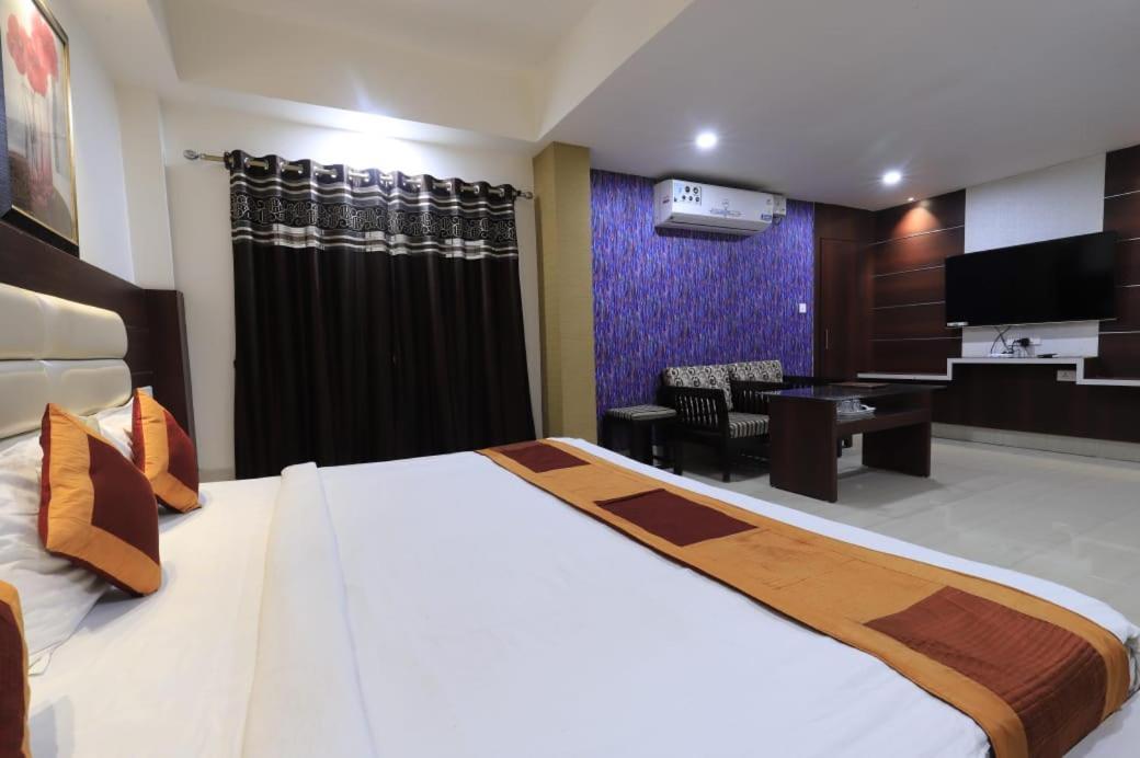Hotel Rashmi Guwahati Eksteriør bilde