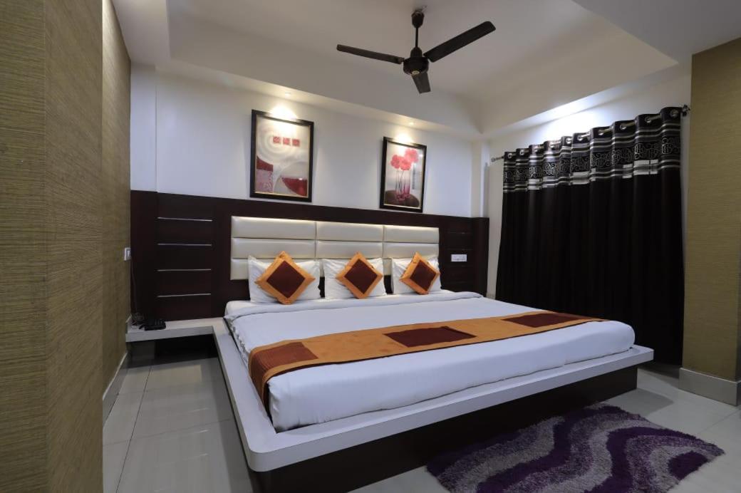 Hotel Rashmi Guwahati Eksteriør bilde